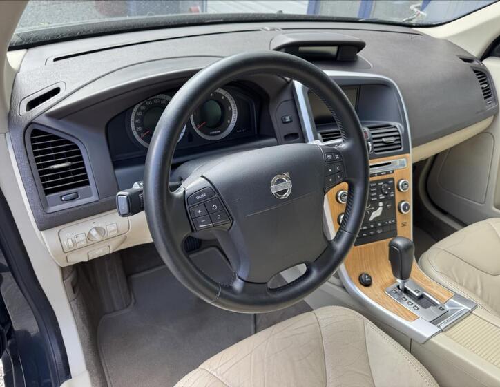 Volvo XC60 30