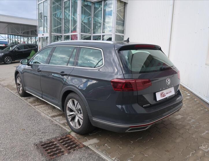 Volkswagen Passat 4