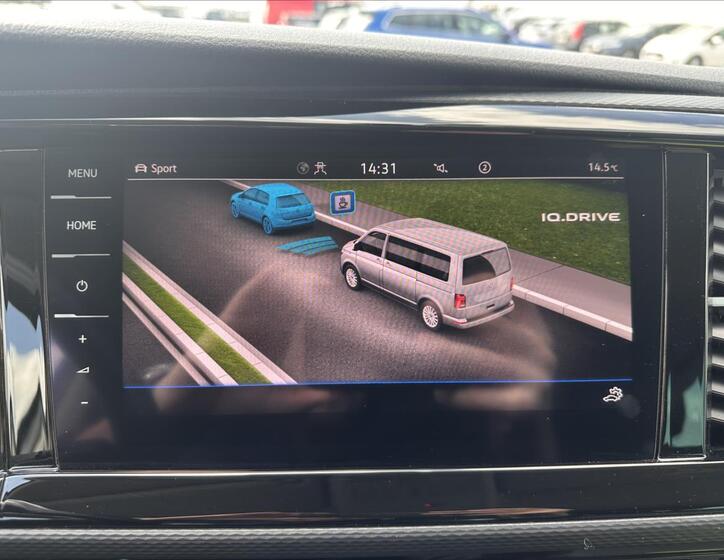 Volkswagen Multivan 32