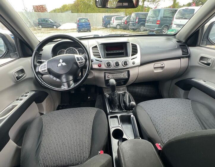 Mitsubishi L200 6