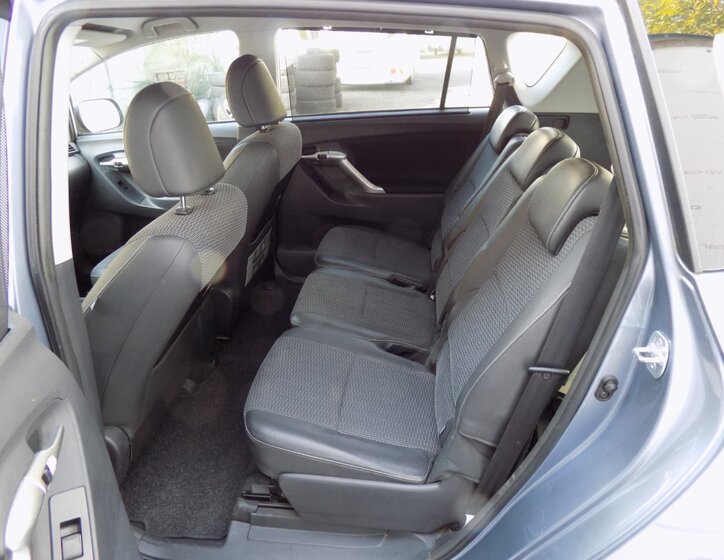 Toyota Verso 10