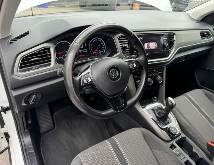 Volkswagen T-Roc 24