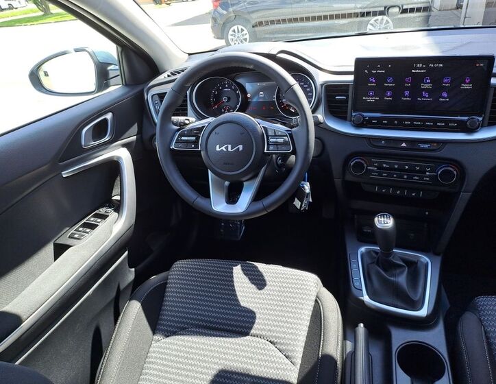 KIA Ceed 10