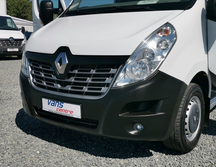 Renault Master 18