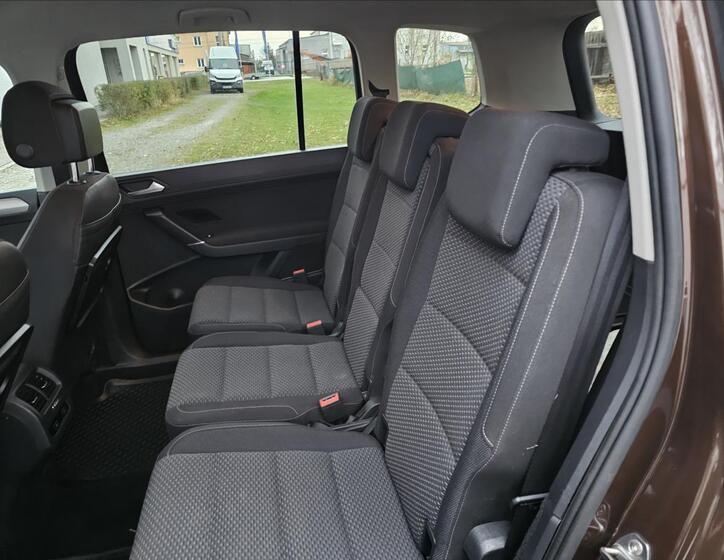 Volkswagen Touran 22