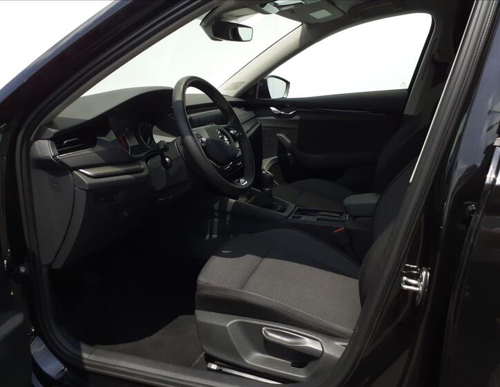 Škoda Octavia 8
