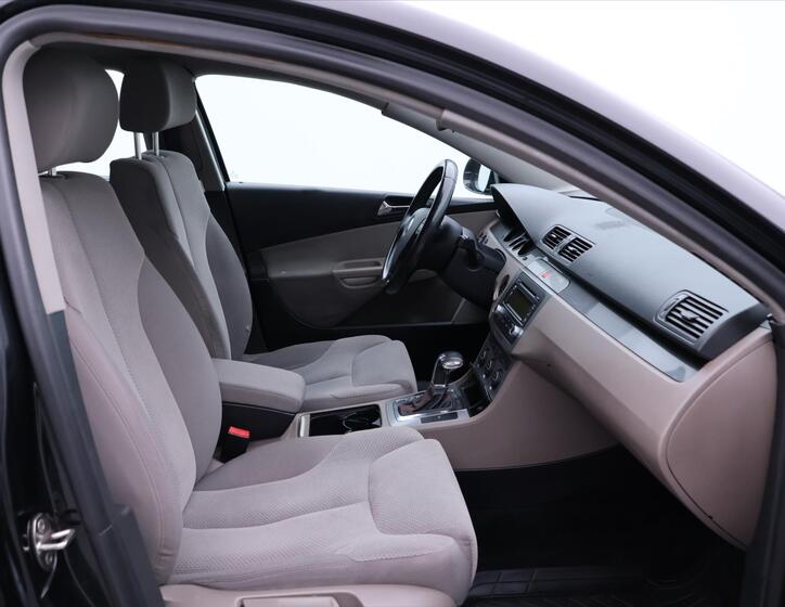 Volkswagen Passat 12