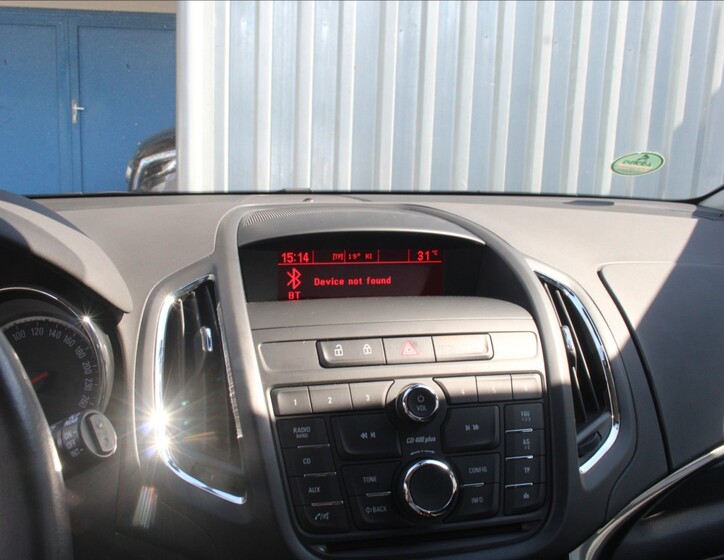 Opel Zafira 26