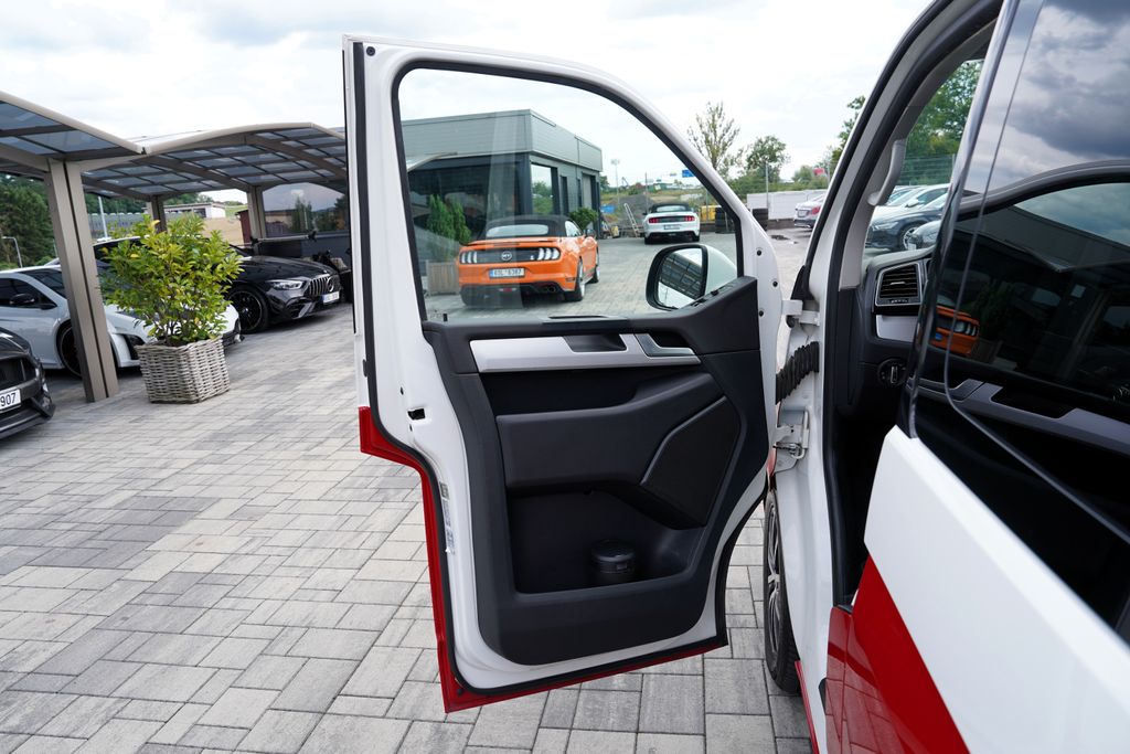 Volkswagen Caravelle