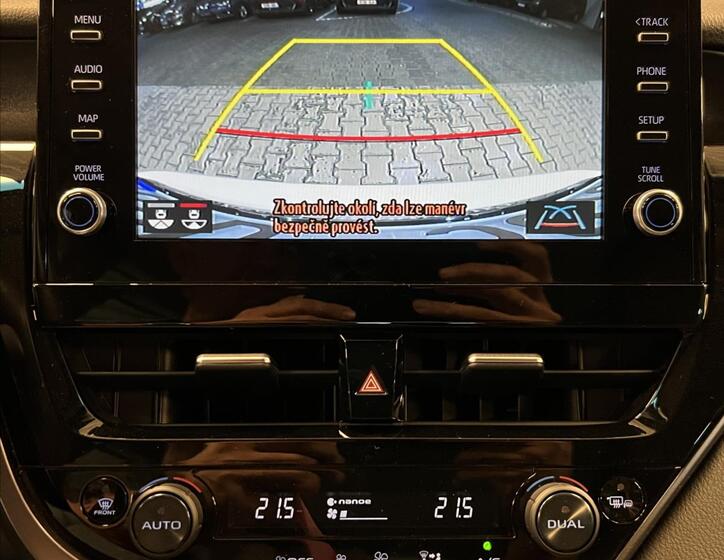 Toyota Camry 7