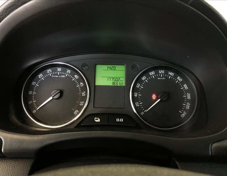 Škoda Fabia 19
