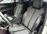Peugeot 5008 8
