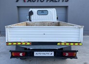 Nissan Cabstar 4