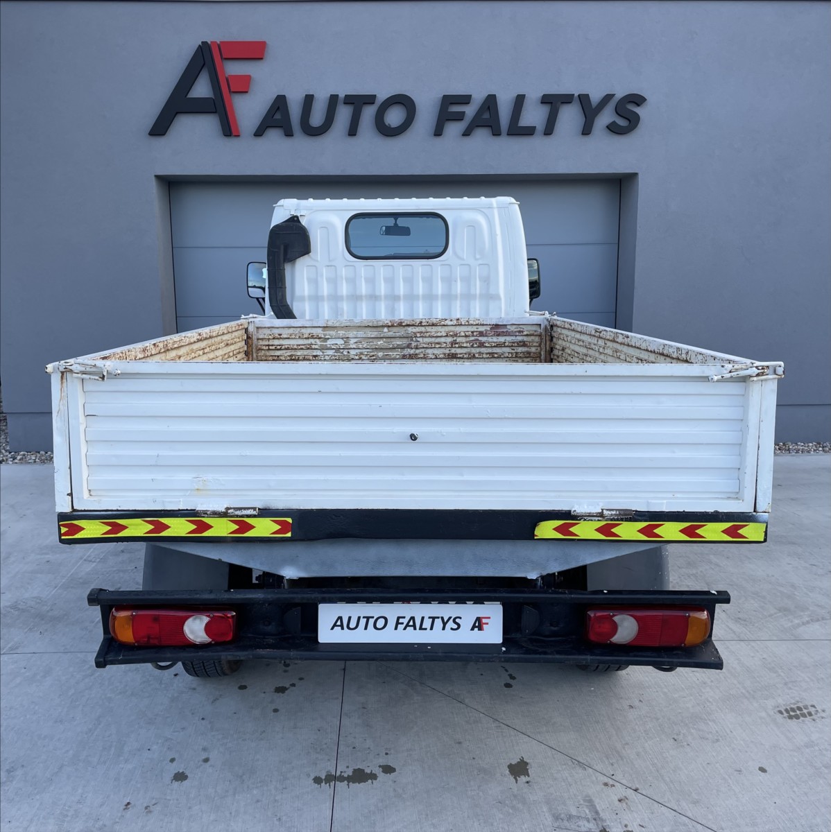 Nissan Cabstar