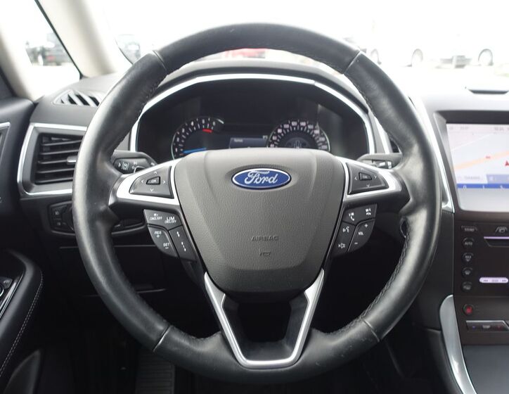 Ford Galaxy 10