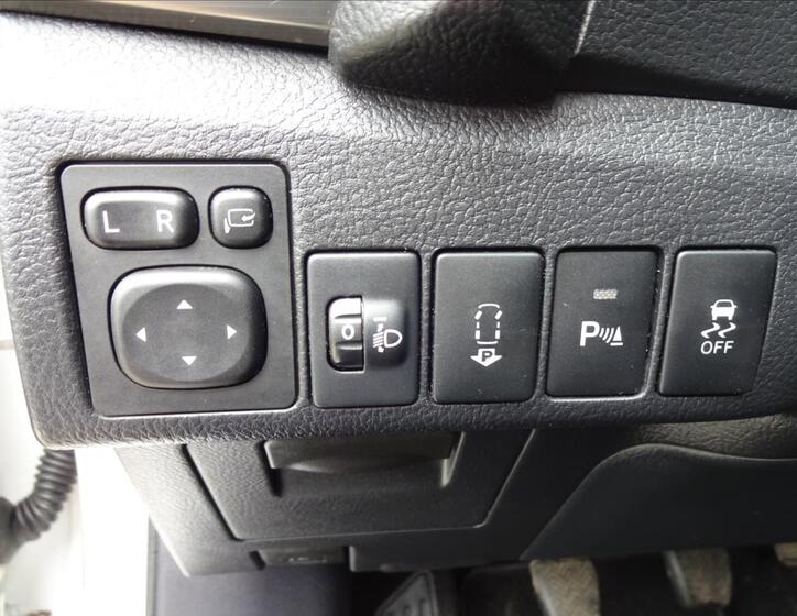 Toyota Auris 44