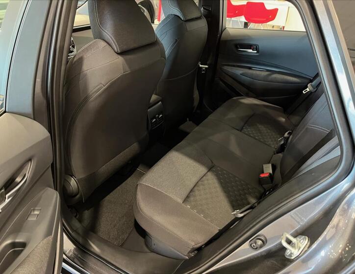 Toyota Corolla 9