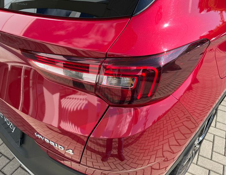 Opel Grandland X 11