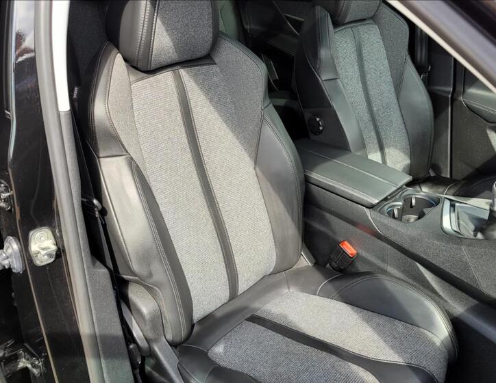 Peugeot 5008 11