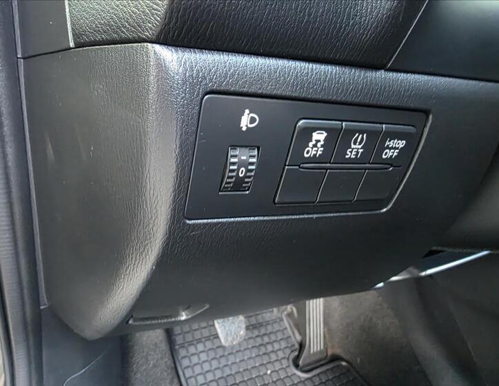 Mazda 3 15