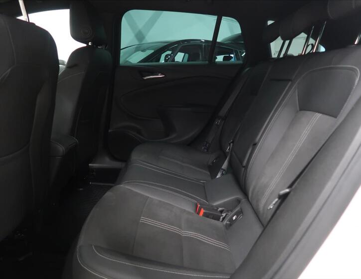Opel Astra 14