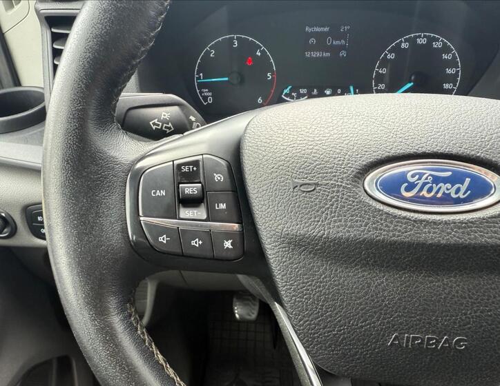 Ford Transit 19