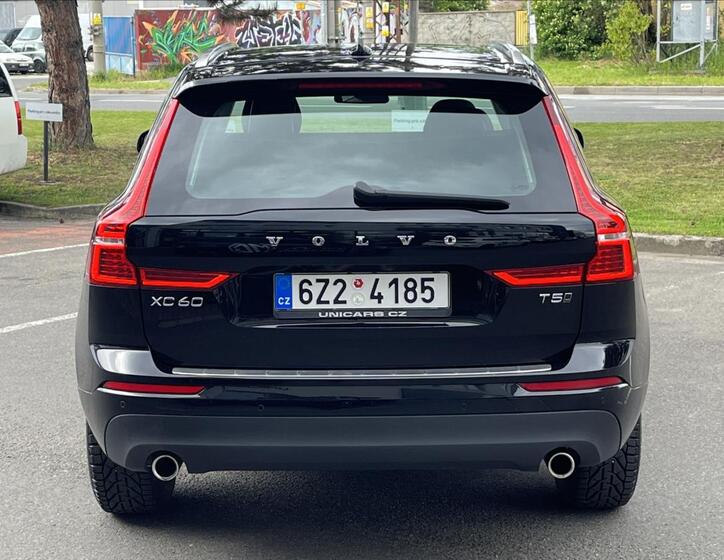 Volvo XC60 6