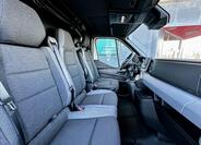 Nissan Interstar 4
