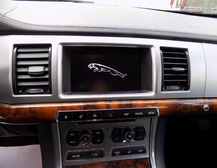 Jaguar XF 29