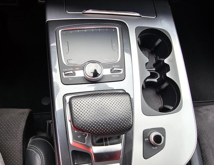 Audi Q7 20