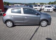 Mitsubishi Space Star 9