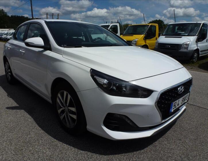 Hyundai i30 4