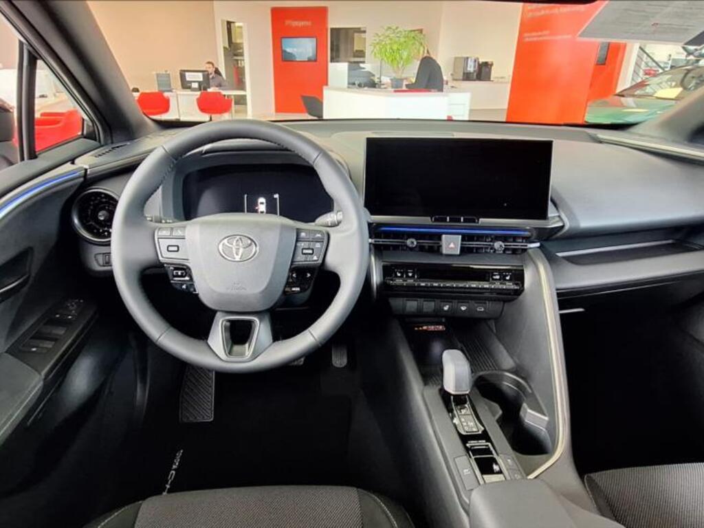 Toyota C-HR 9