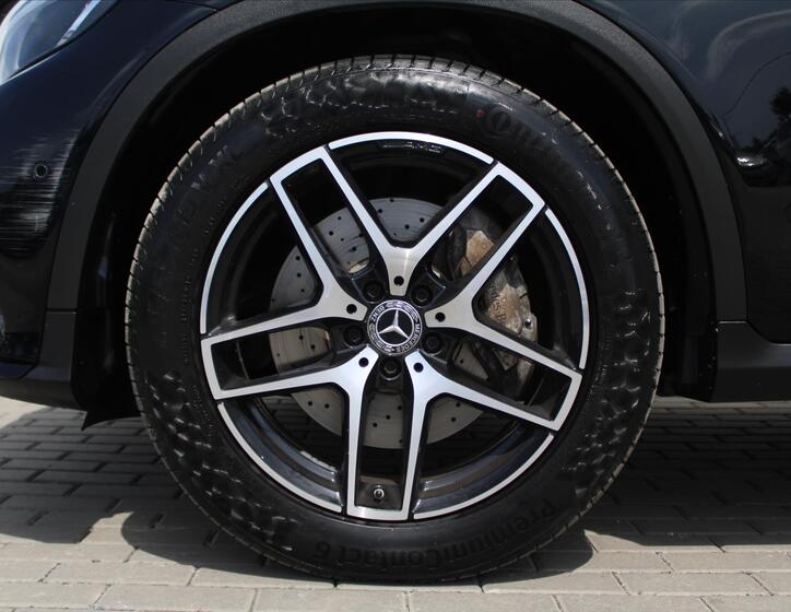 Mercedes-Benz GLC 9