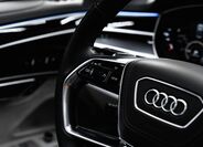 Audi A8 10