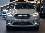 Chrysler Pacifica 11