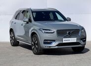 Volvo XC90 13
