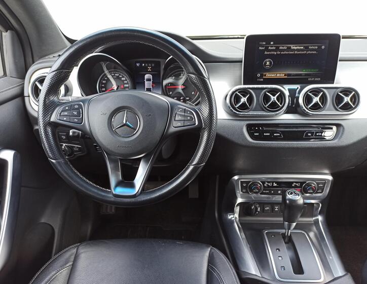 Mercedes-Benz Třídy X 18