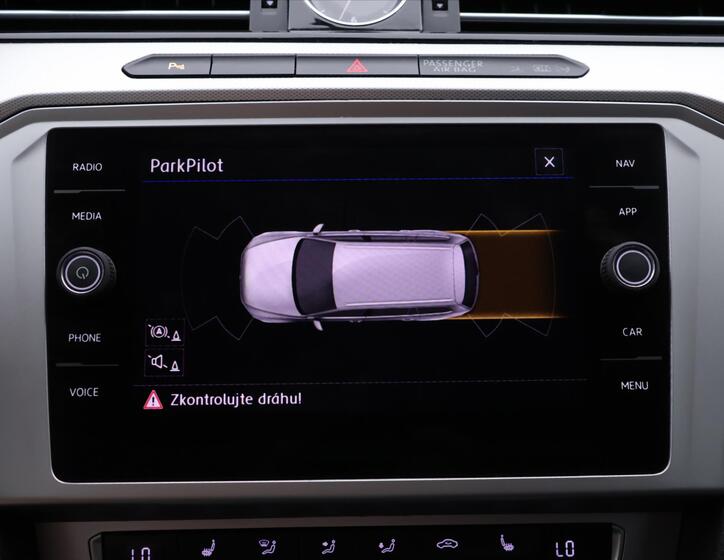 Volkswagen Passat 23