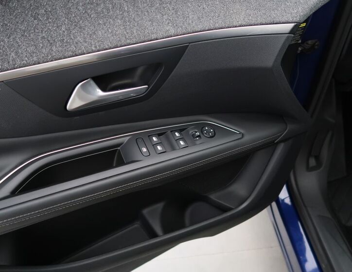 Peugeot 3008 13