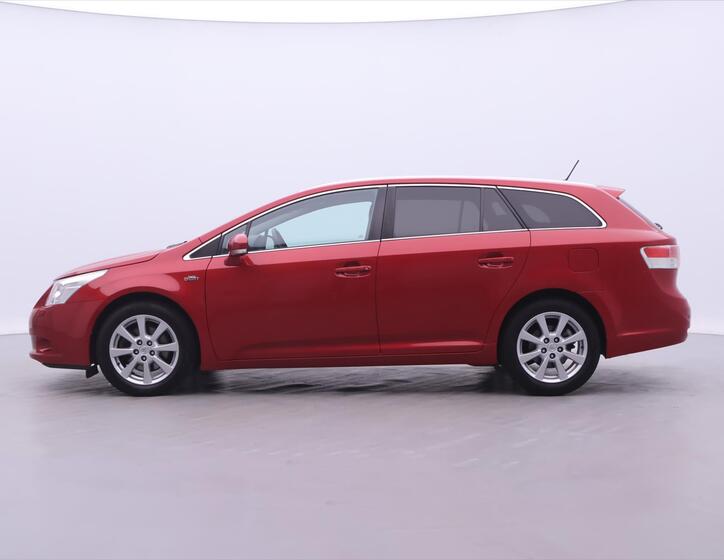 Toyota Avensis 4