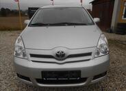 Toyota Corolla Verso 2