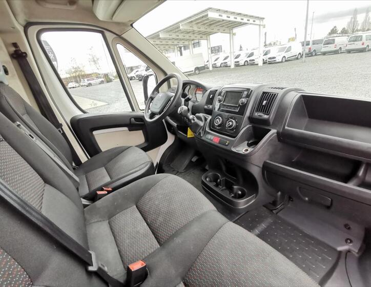 Peugeot Boxer 8