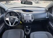 Hyundai i20 8