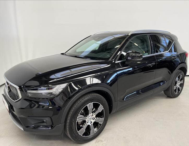 Volvo XC40 1