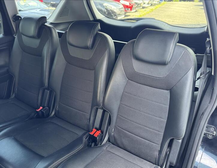 Ford S-MAX 24