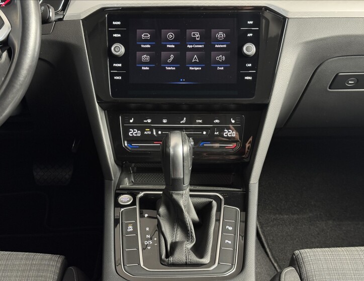 Volkswagen Passat 18