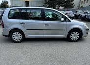 Volkswagen Touran 13