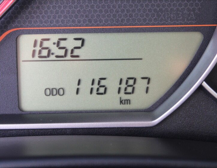 Toyota Verso 9