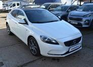 Volvo V40 3